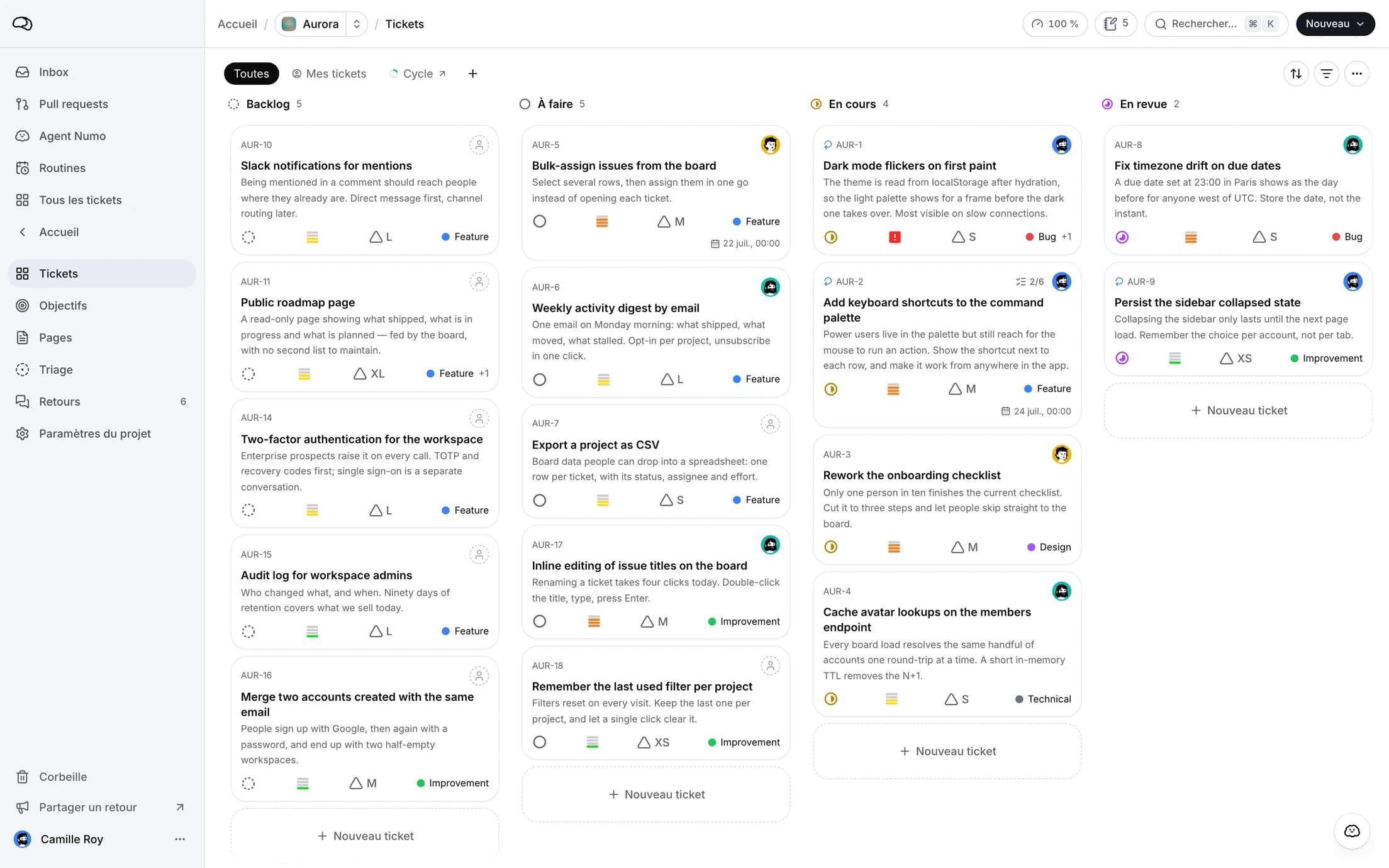 Le board d'un projet minddy : tickets groupés par statut, avec priorités, assignés et badge d'agent.