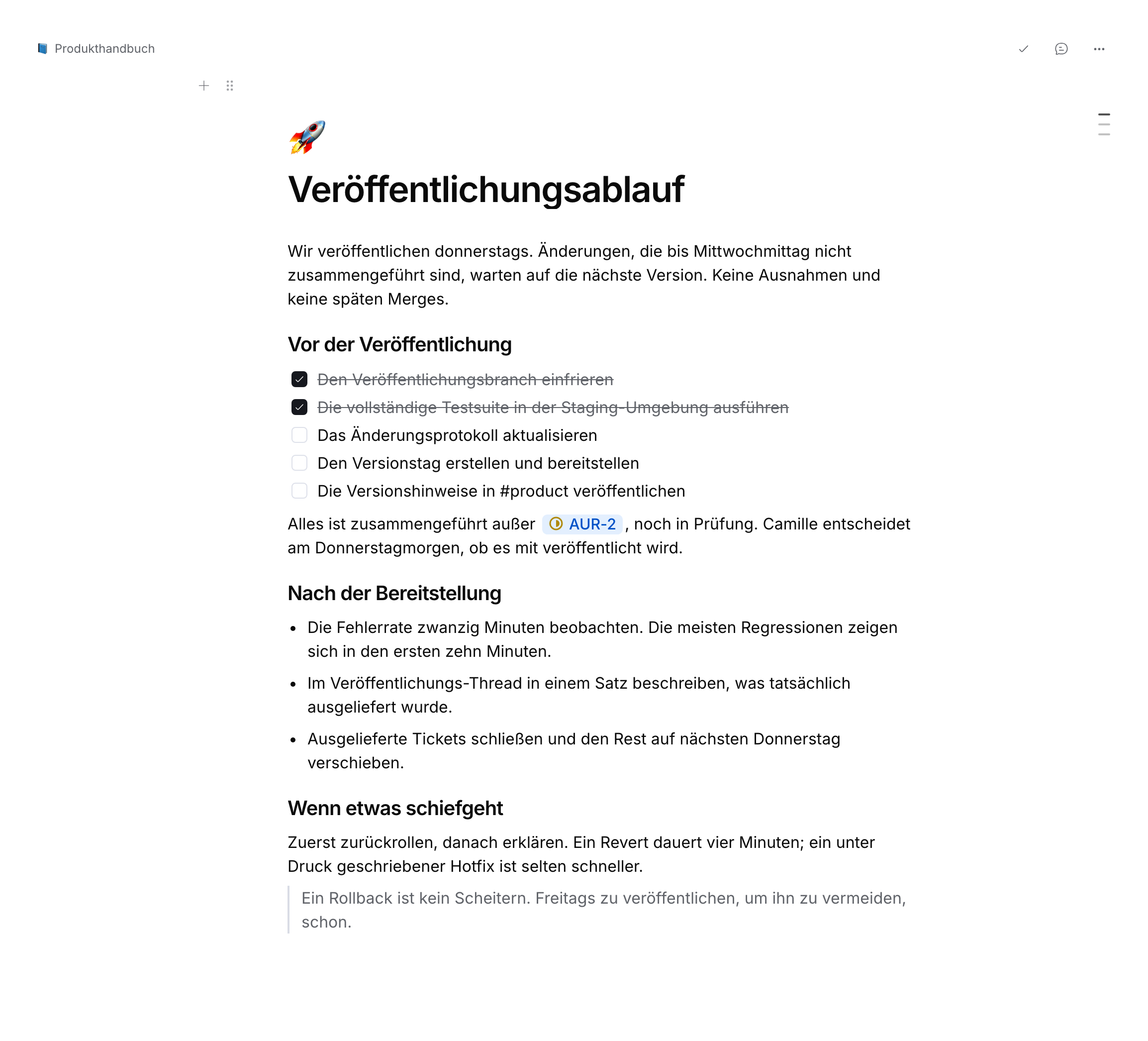 Demoseite mit Überschriften, Absätzen, Aufgaben mit Kontrollkästchen und einer Ticketreferenz.